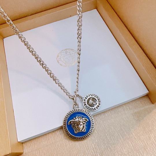 Versace necklace 11lyh87